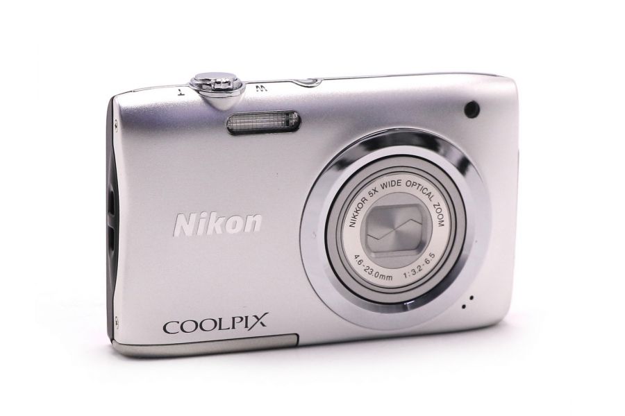 Компактный цифровой фотоаппарат Nikon Coolpix A100