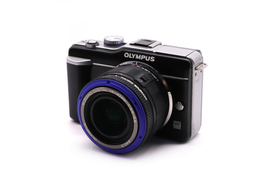 Olympus Pen E-P1 kit (пробег 8790 кадров)