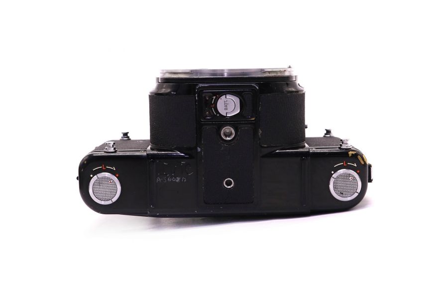 Зеркальный пленочный фотоаппарат Pentax 6x7