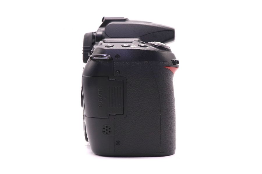 Nikon D90 body (пробег 54665 кадров)