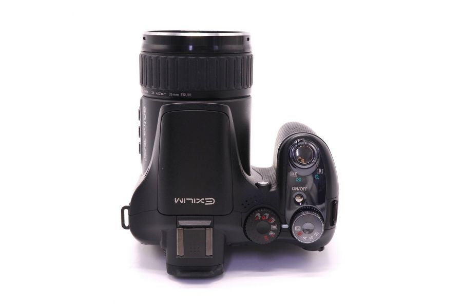 Компактная цифровая камера Casio Exilim EX-F1