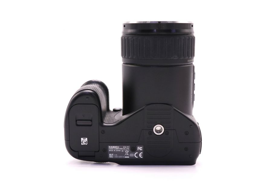 Компактная цифровая камера Casio Exilim EX-F1