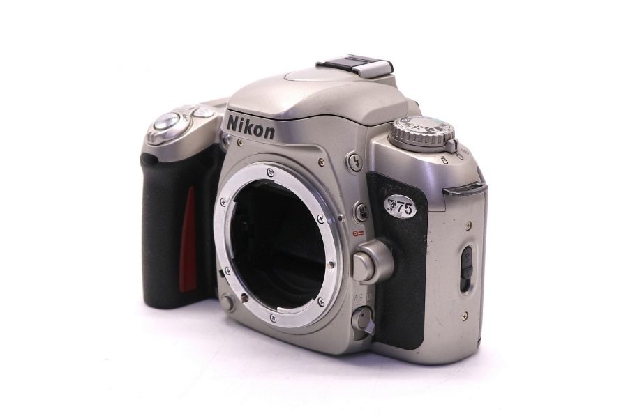 Nikon F75 body (неисправный)