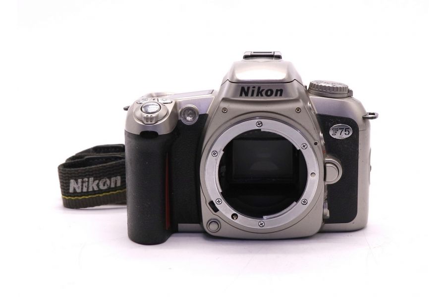 Nikon F75 body (неисправный)