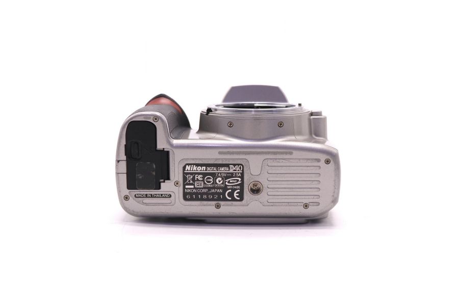 Фотоаппарат Nikon D40 body (пробег 49700 кадров)