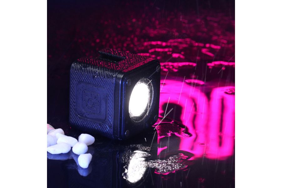 Осветитель Ulanzi L2 2172 Компактный и мощный свет