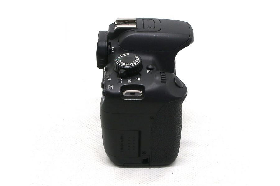 Canon EOS 650D body в упаковке (кадров 1200 кадров)