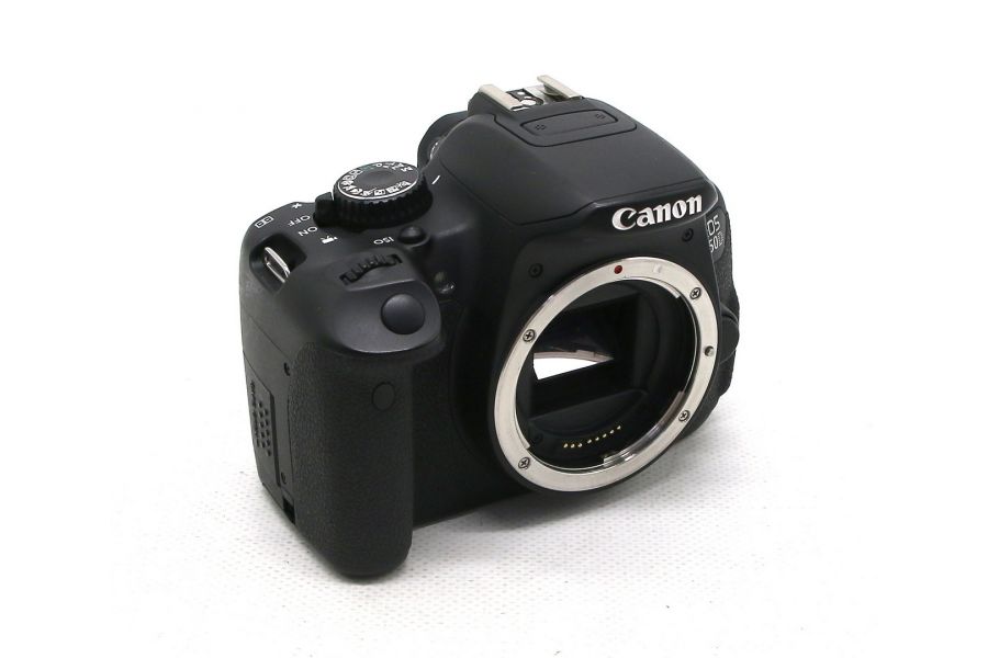 Canon EOS 650D body в упаковке (кадров 1200 кадров)