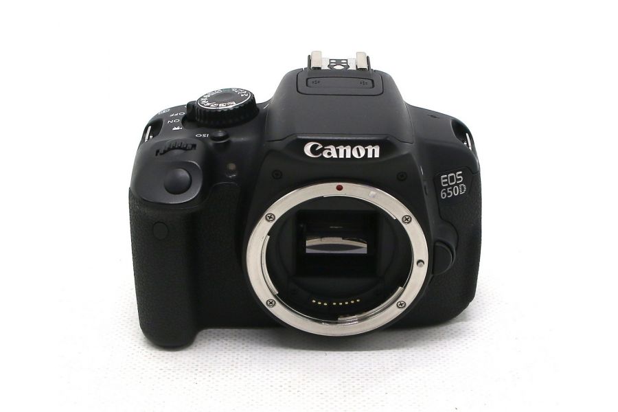 Canon EOS 650D body в упаковке (кадров 1200 кадров)