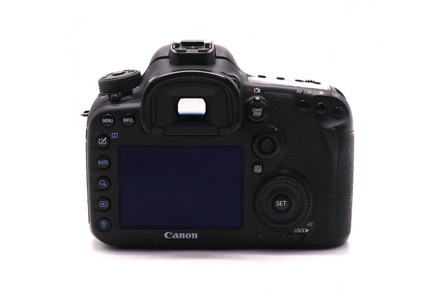 Canon EOS 7D Mark II body (пробег 42000 кадров)