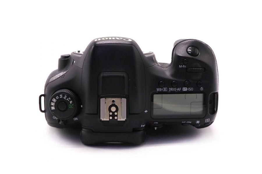 Canon EOS 7D Mark II body (пробег 42000 кадров)