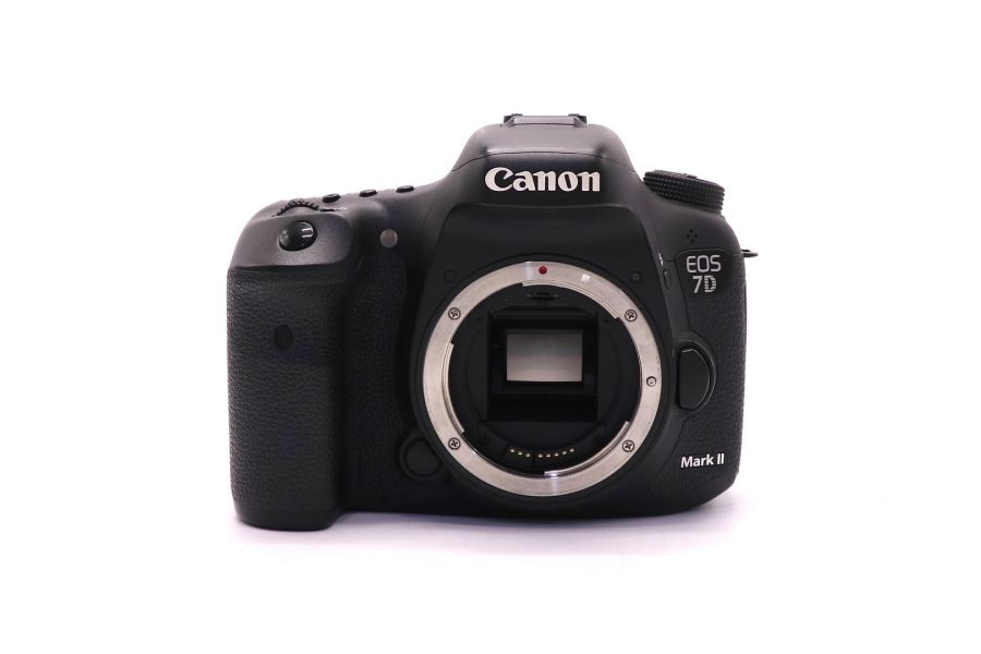 Canon EOS 7D Mark II body в упаковке (пробег 164855 кадров)