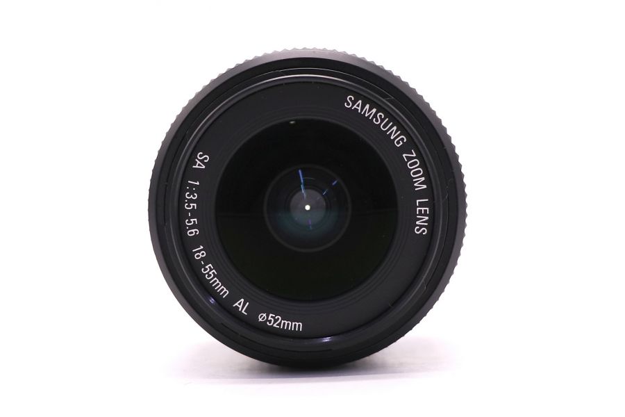 Объектив Samsung 18-55mm f/3.5-5.6 AL в упаковке
