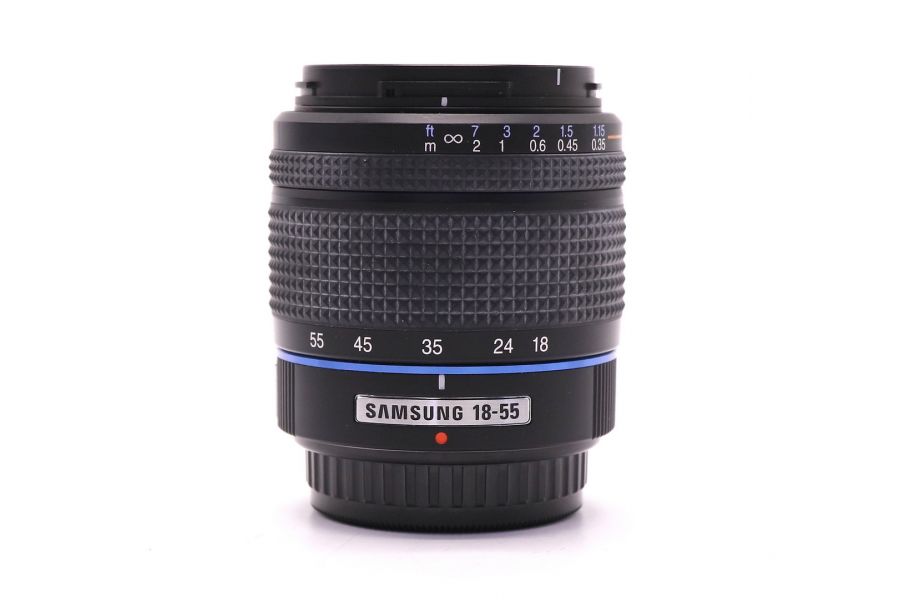 Объектив Samsung 18-55mm f/3.5-5.6 AL в упаковке