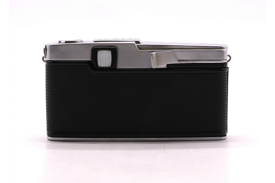 Зеркальный полукадровый Olympus Pen F body
