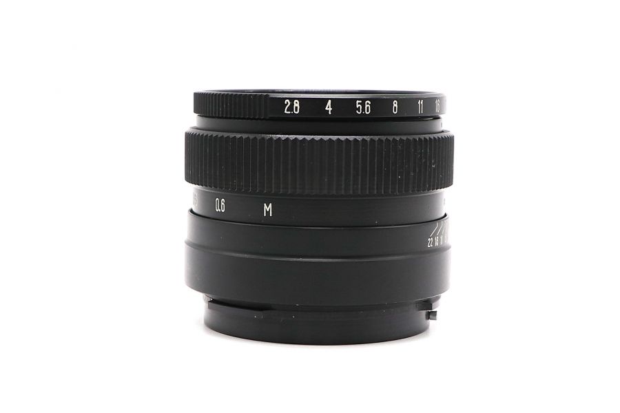 Объектив Вега-12Б / Vega 12Б 2,8/90 (СССР, 1975)