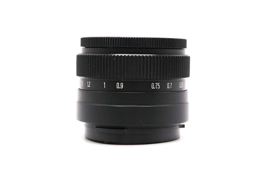 Объектив Вега-12Б / Vega 12Б 2,8/90 (СССР, 1975)