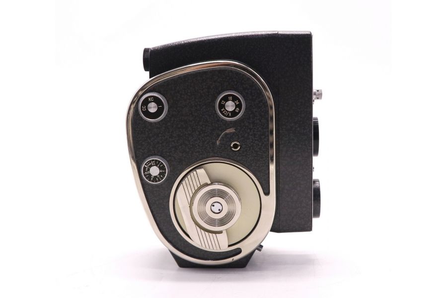 Советская кинокамера Кварц M/Quarz М (КМЗ)