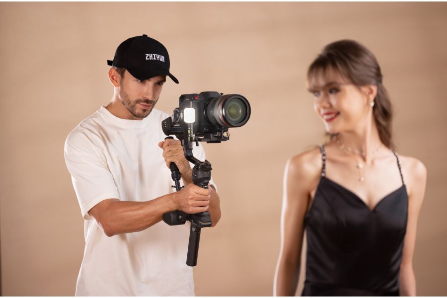 Cтабилизатор Zhiyun Crane 4 Combo
