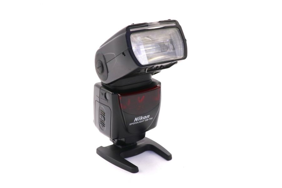 Фотовспышка Nikon Speedlight SB-700 (China, 2015)