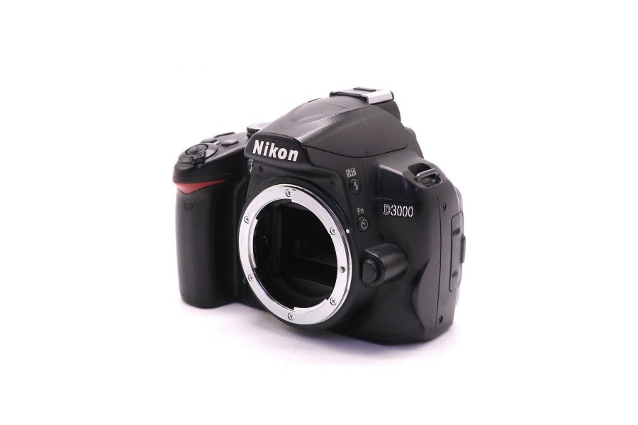 Nikon D3000 body (пробег 30220 кадров)