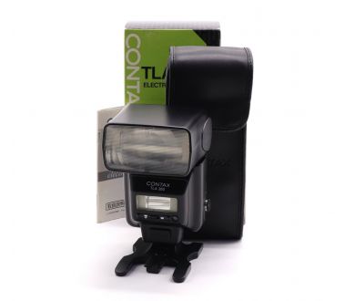 Накамерная вспышка Contax TLA 360 в упаковке