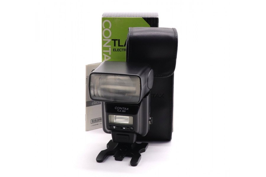 Накамерная вспышка Contax TLA 360 в упаковке
