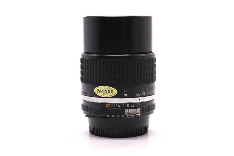 Длиннофокусный объектив Nikon 135mm f/3.5 Nikkor 