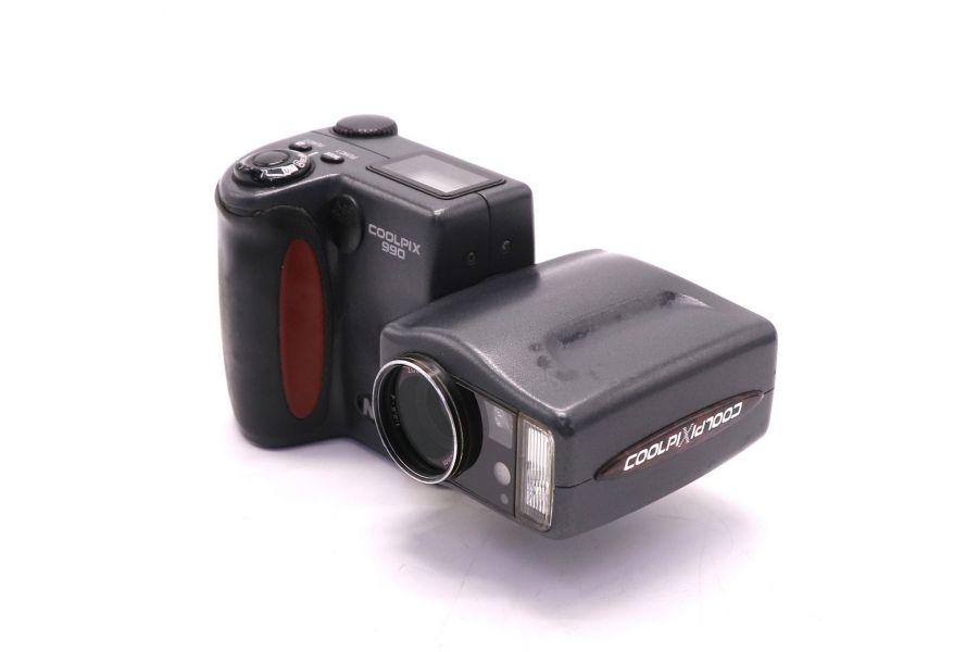 Nikon Coolpix E990