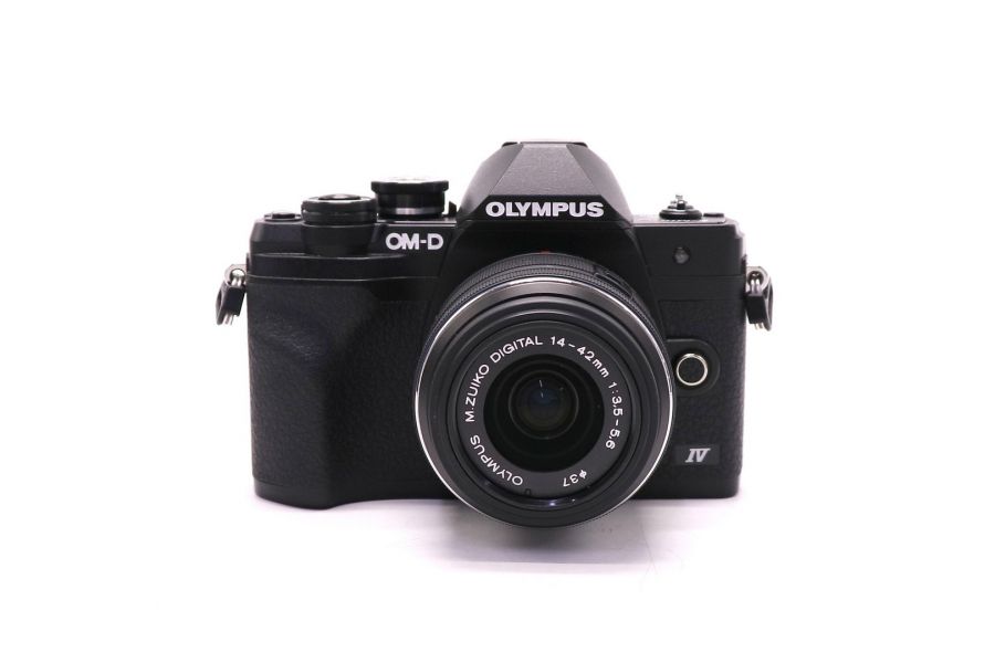 Olympus OM-D E-M10 Mark IV kit black в упаковке (пробег 2630 кадров)