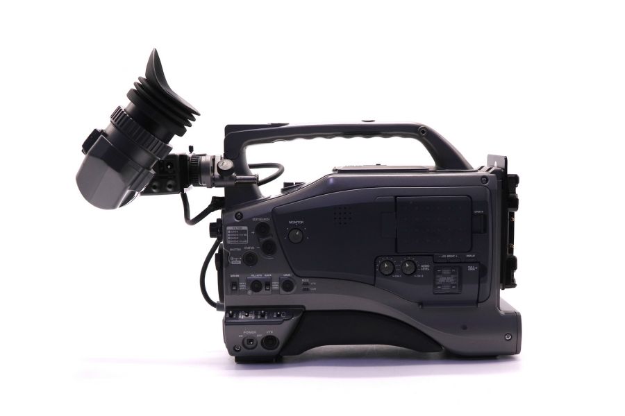 Видеокамера JVC DV GY-DV5000