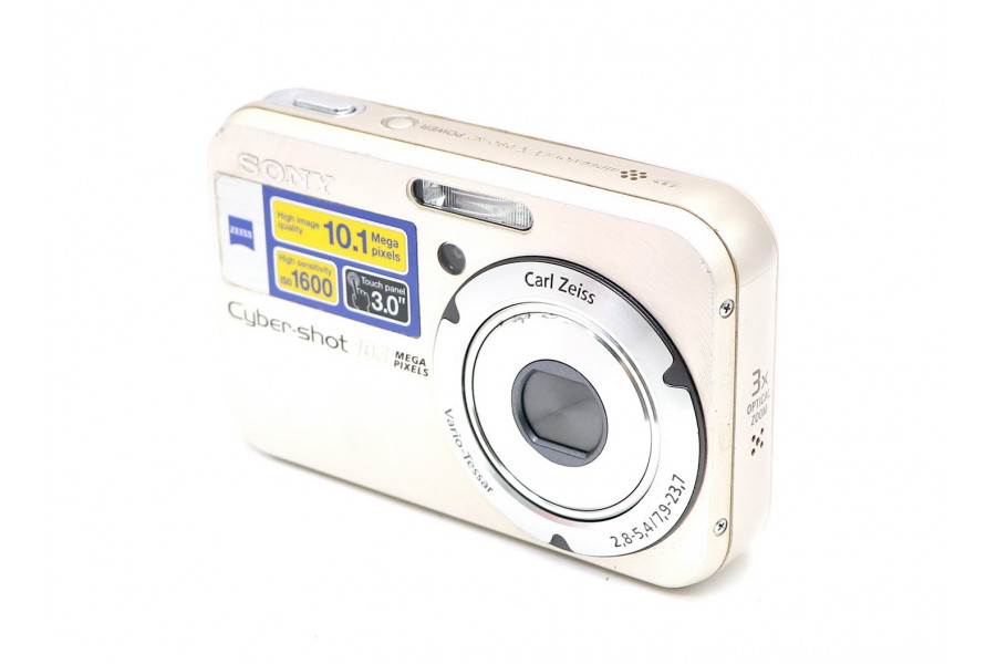 Компактная цифровая камера Sony Cyber-shot DSC-N2