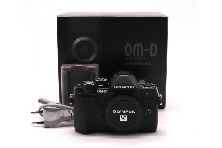Olympus OM-D E-M10 Mark III body black в упаковке (пробег 4700 кадров)