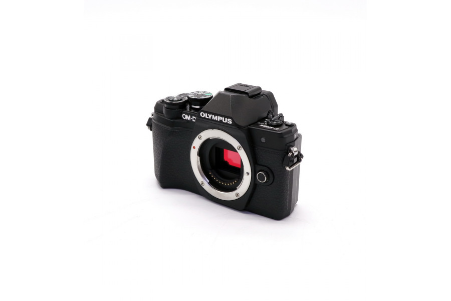 Olympus OM-D E-M10 Mark III body black в упаковке (пробег 2900 кадров)