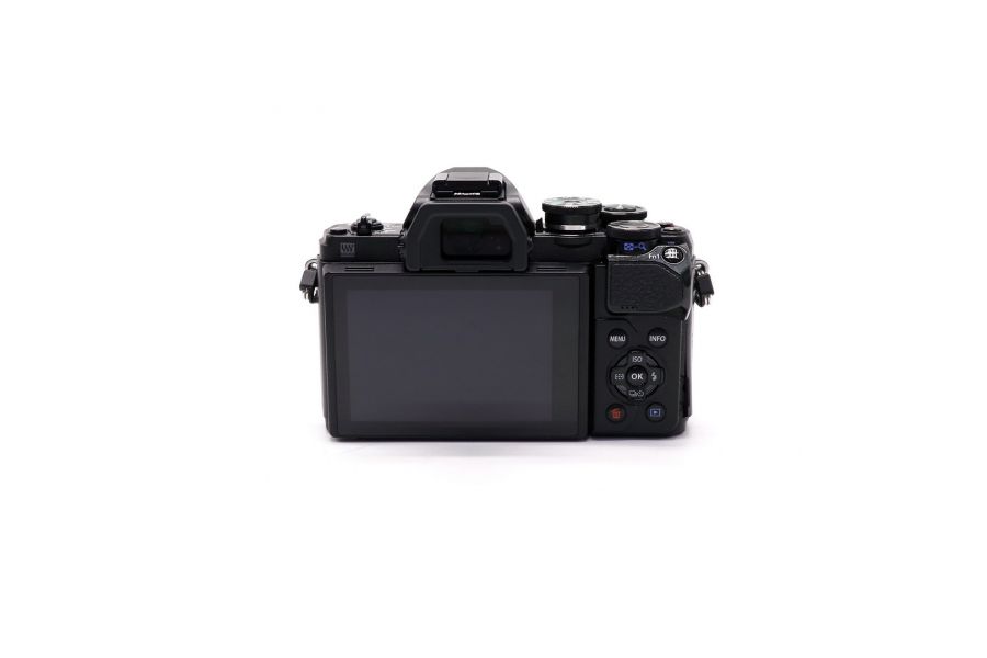 Olympus OM-D E-M10 Mark III body black в упаковке (пробег 2900 кадров)