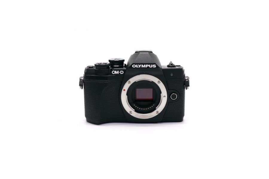 Olympus OM-D E-M10 Mark III body black в упаковке (пробег 2900 кадров)