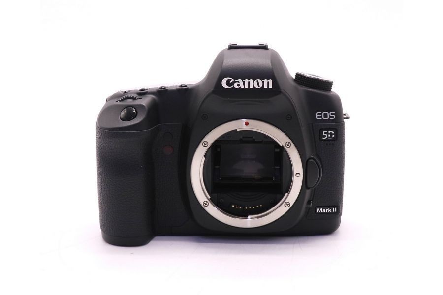 Canon EOS 5D Mark II body (пробег 9235 кадров)
