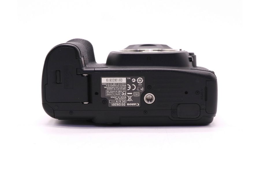 Canon EOS 5D Mark II body (пробег 9235 кадров)