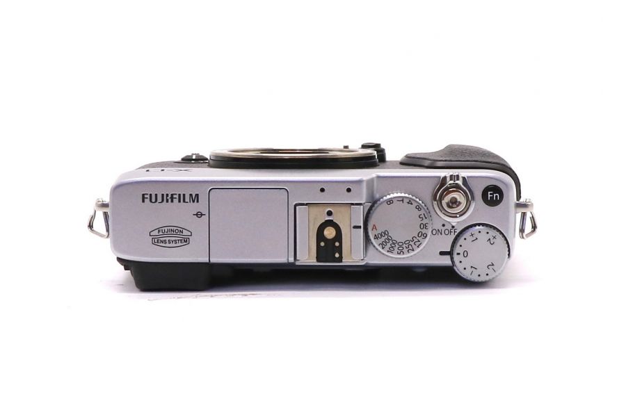 Fujifilm X-E1 body серебристый