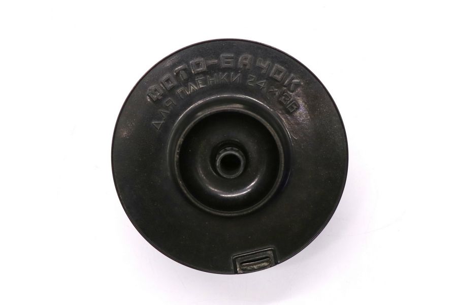 Бачок для проявки фотопленки размером 24х36мм