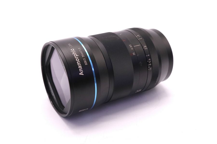 Sirui 35mm f/1.8 Anamorphic Micro 4/3