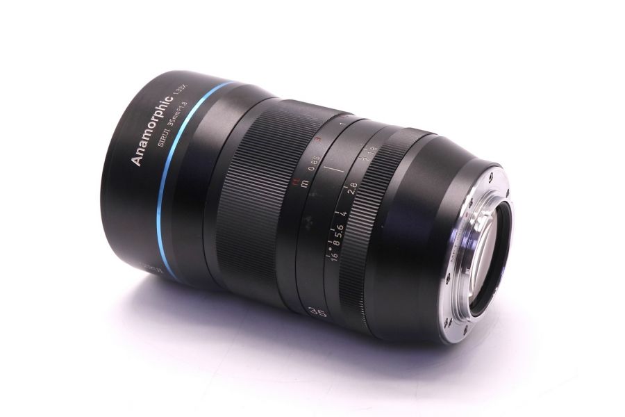 Sirui 35mm f/1.8 Anamorphic Micro 4/3