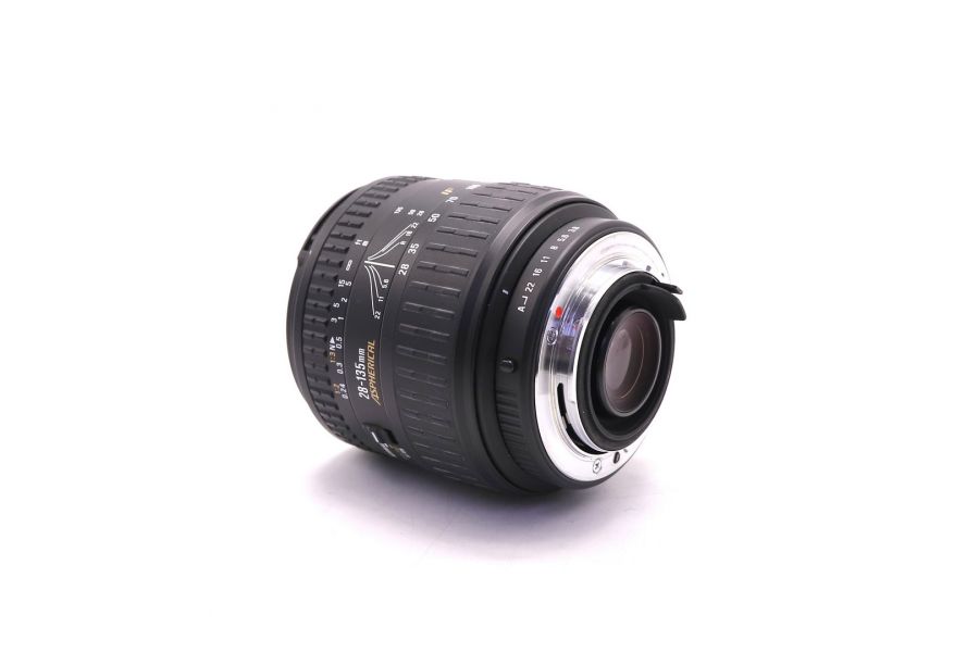 Sigma 28-135mm f/3.8-5.6 Aspherical IF Macro for Pentax K