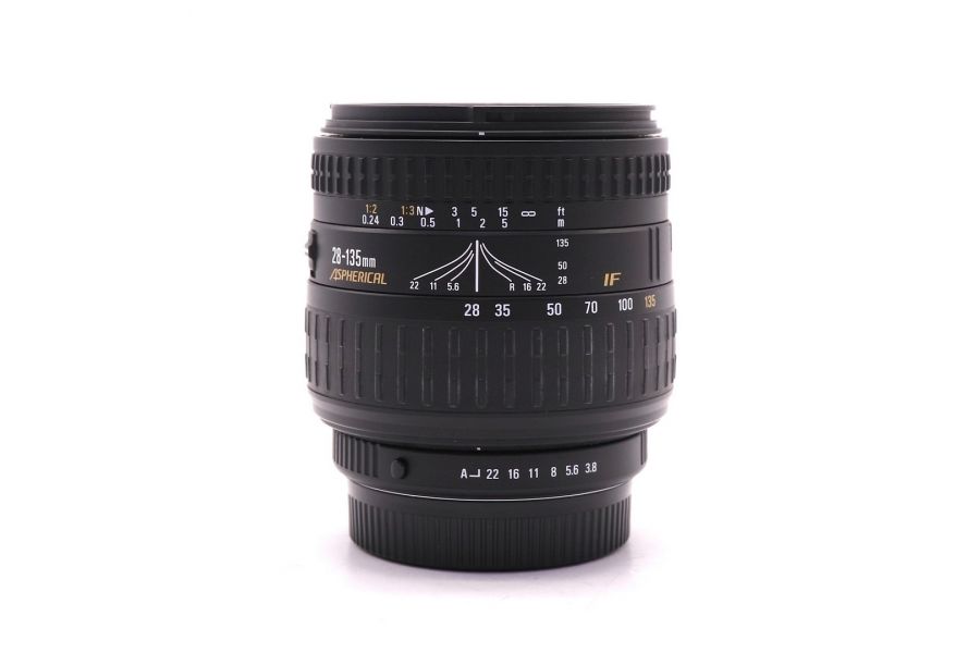 Sigma 28-135mm f/3.8-5.6 Aspherical IF Macro for Pentax K