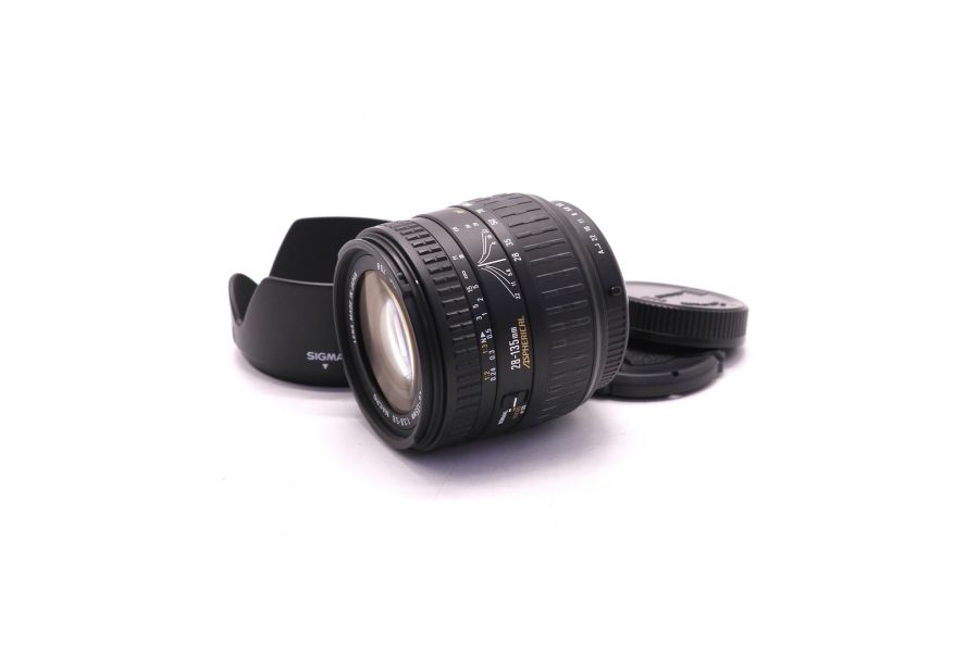 Sigma 28-135mm f/3.8-5.6 Aspherical IF Macro for Pentax K