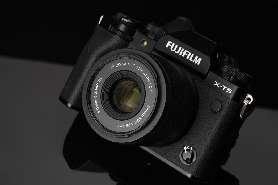 Объектив Viltrox AF 35mm f/1.7 для Fujifilm FX