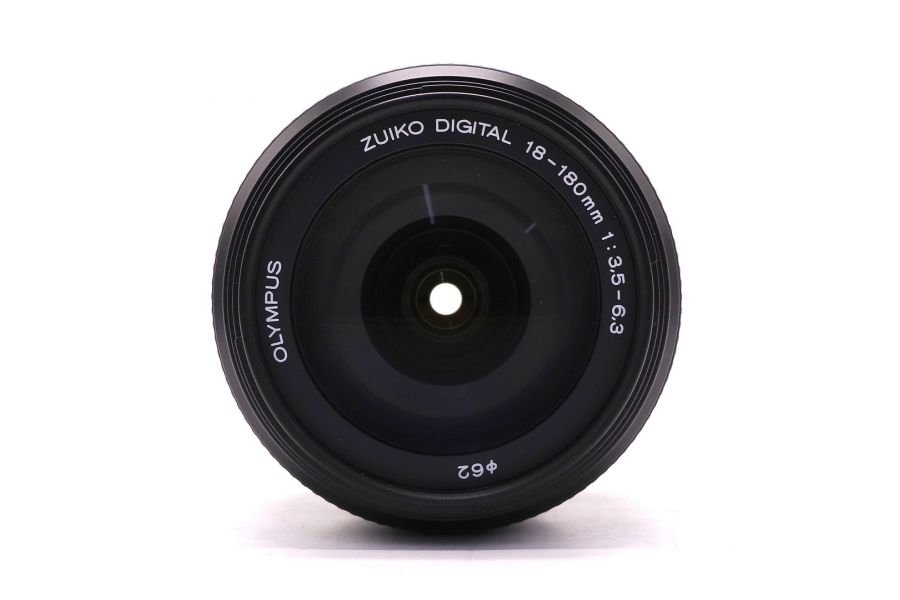 Olympus Zuiko Digital ED 18-180mm f/3.5-6.3 в упаковке