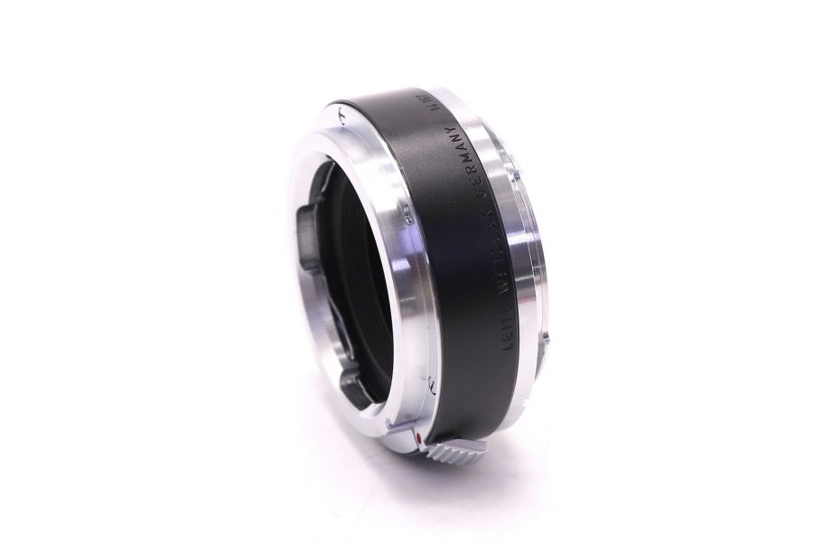 Adapter Leitz Wetzlar 14167 в упаковке