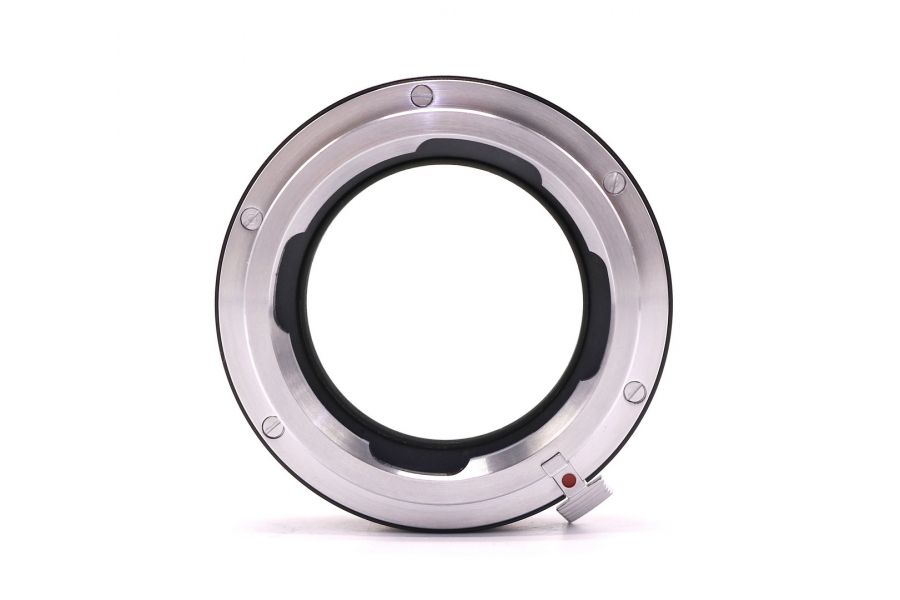 Adapter Leitz Wetzlar 14167 в упаковке