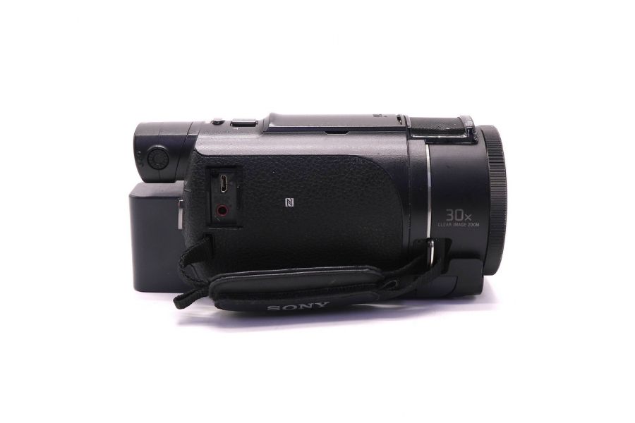 С 20-кратным зумом 4K видеокамера Sony FDR-AX53
